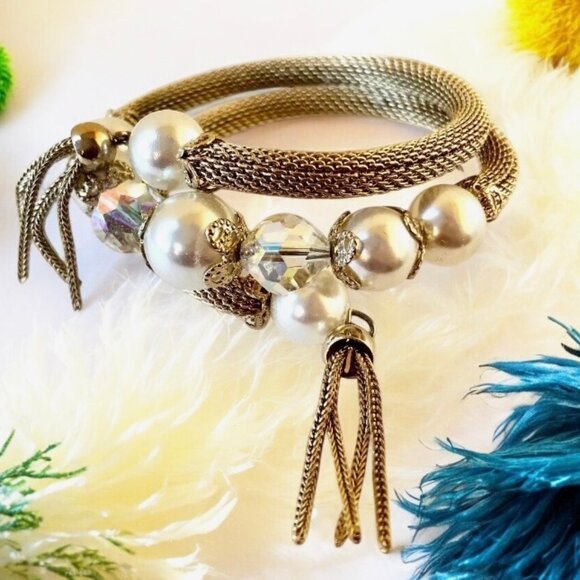 Vintage Gold-tone Bracelet SPRING COIL WRAP Beads Pearls Tassels - Picture 3 of 10